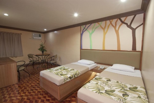 Pinoy Pamilya Hotel image 12